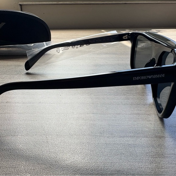 Emporio Armani Black Sunglasses Sleek Modern Design BRAND NEW - Picture 3 of 7